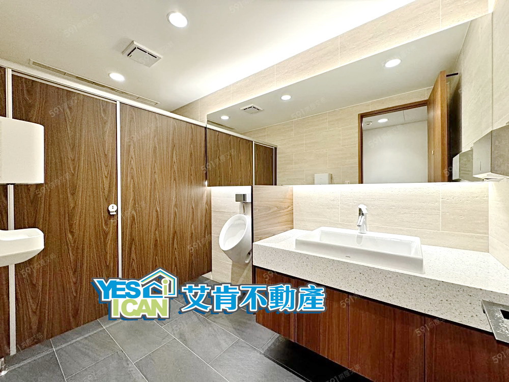 正松江路百坪面寬店面