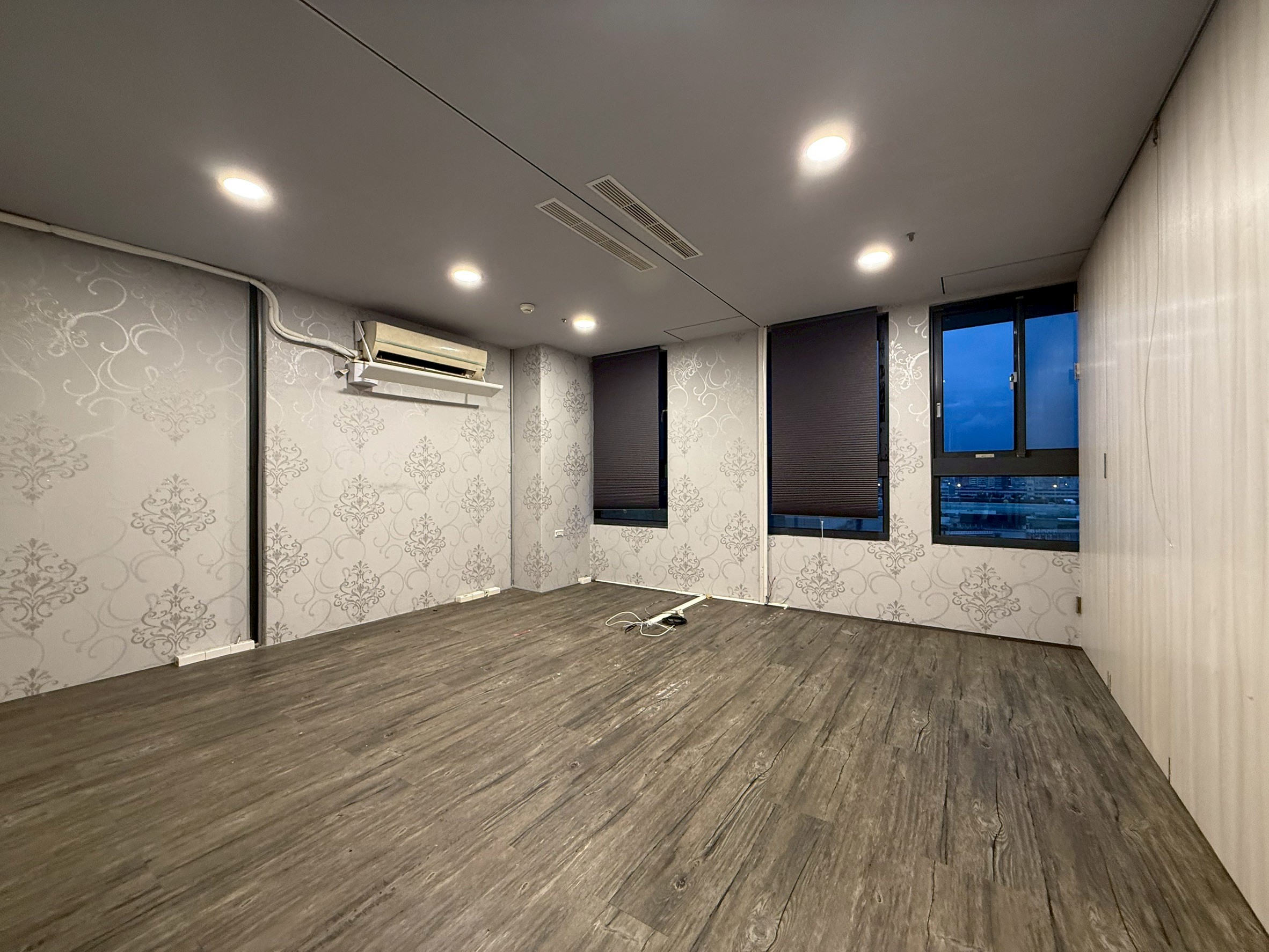 🌟優質商務空間🌟 三重交通方便 三和路寬敞辦公大樓