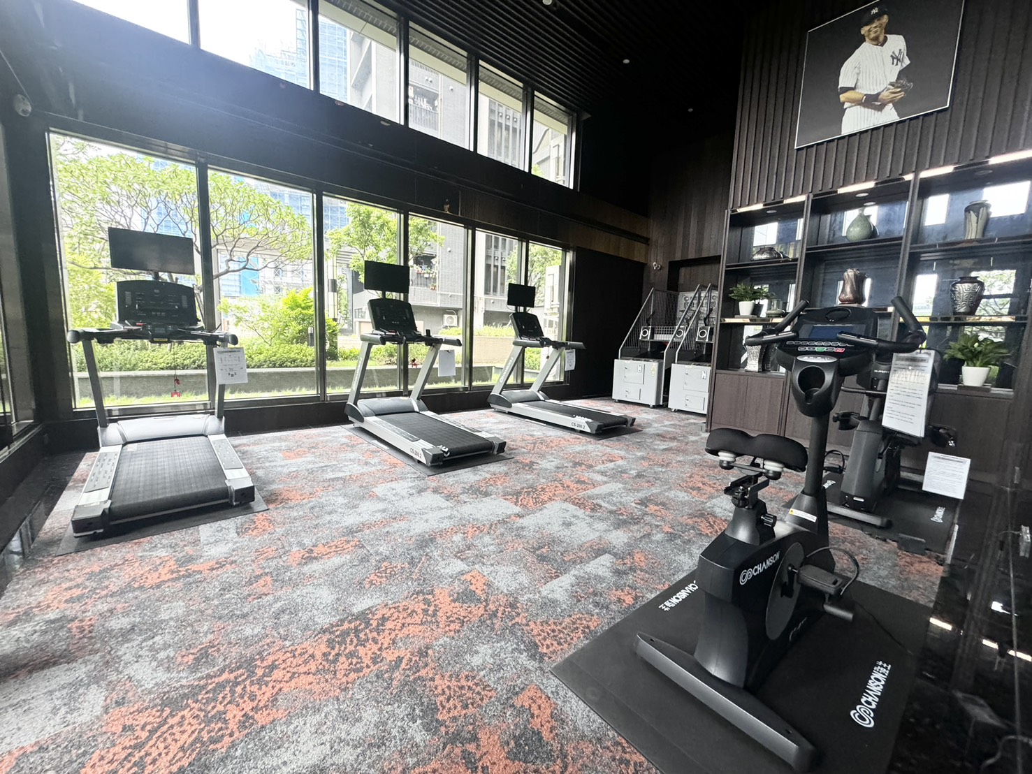 知森 一年高質感新屋 大都會公園第一排