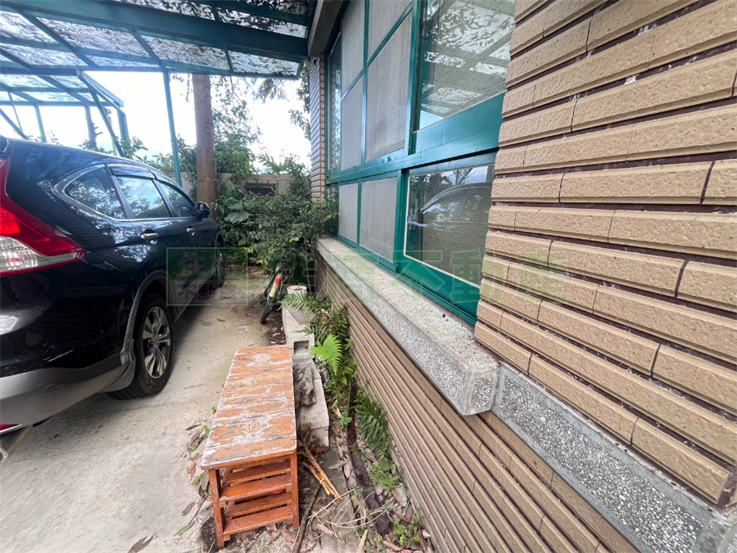 礁溪近高速公路邊間美透天