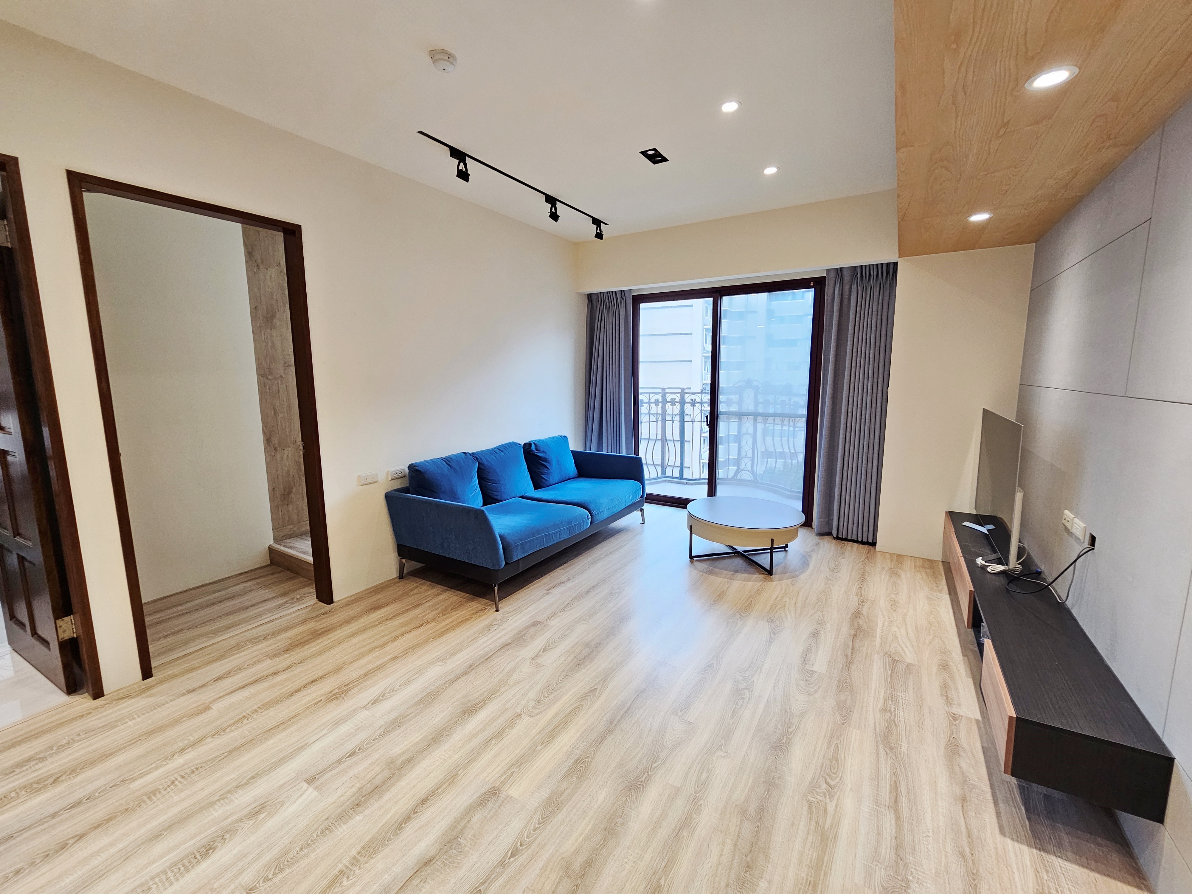 家家🏠九揚華峰🏠價格超值💰時尚裝潢三房雙B1平面車位