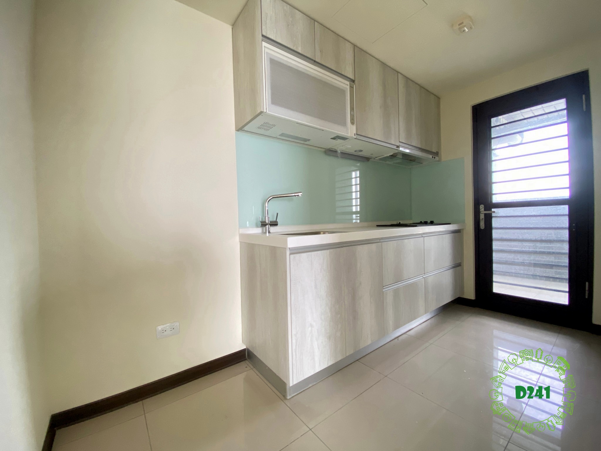 💓安南佳晟朝南全新3房平車💓☎ 0958828701李苡菡💓