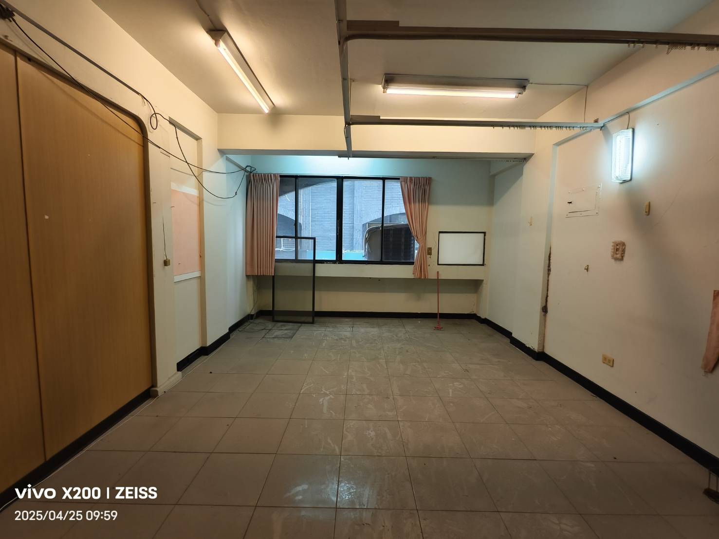 近新天地5房低總價優質店住透天