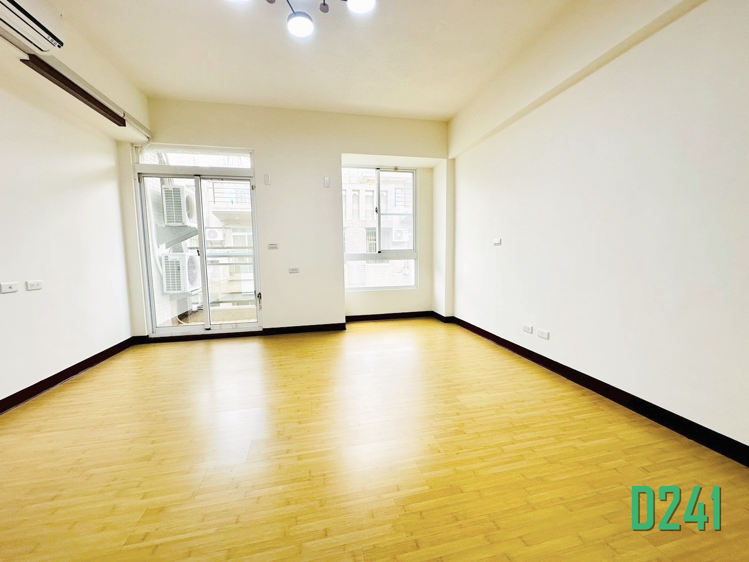 虎尾寮綠意盎漂亮雙車墅