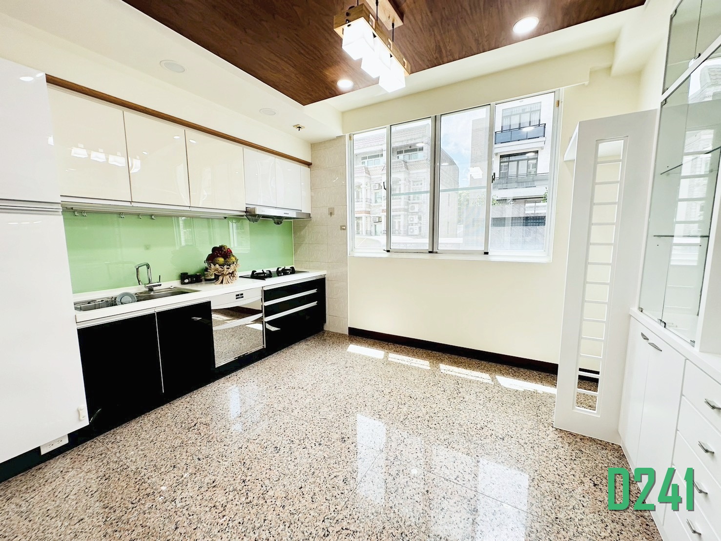 虎尾寮綠意盎漂亮雙車墅