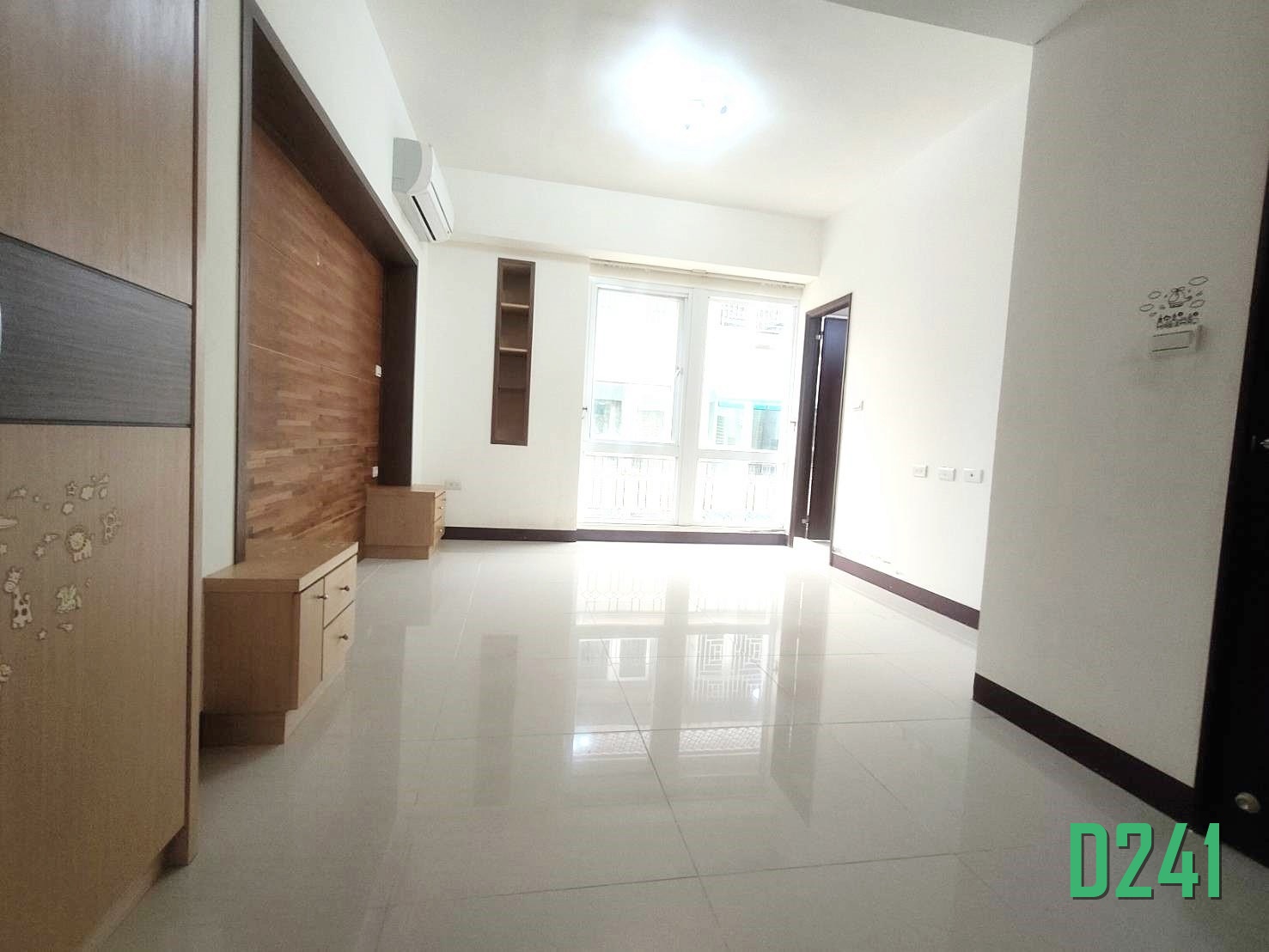 近商60邊間17年雙車墅💥☎ 0958828701李苡菡🎵