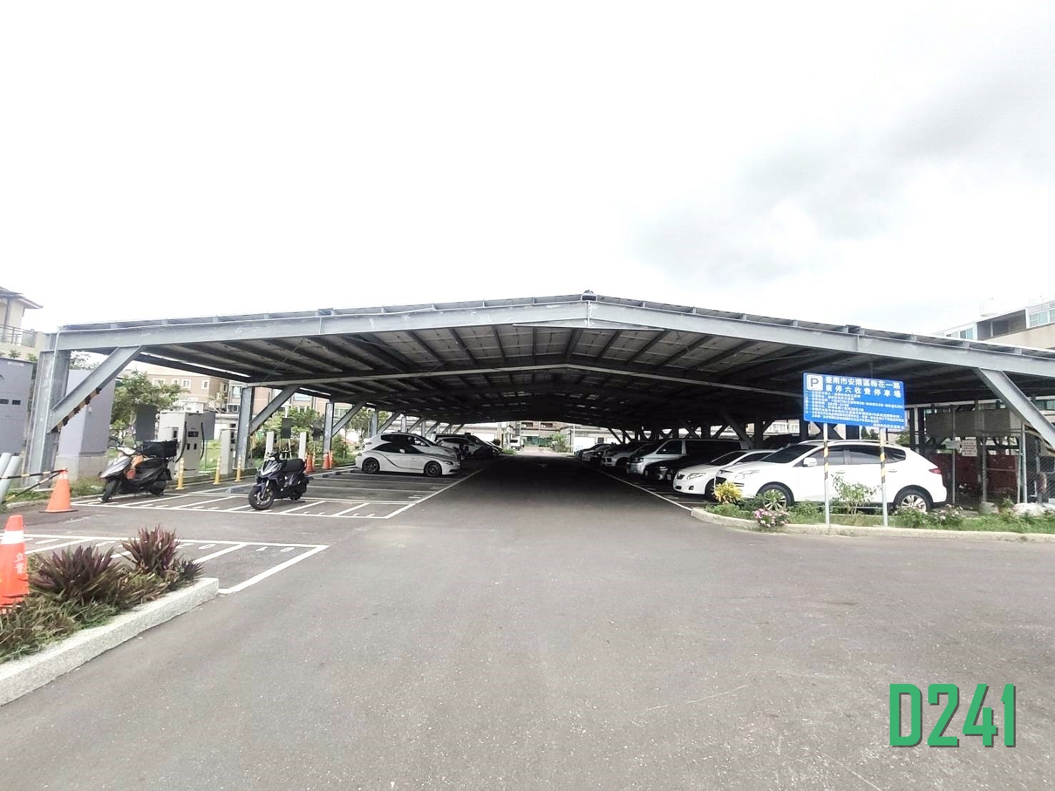 近商60邊間17年雙車墅💥☎ 0958828701李苡菡🎵