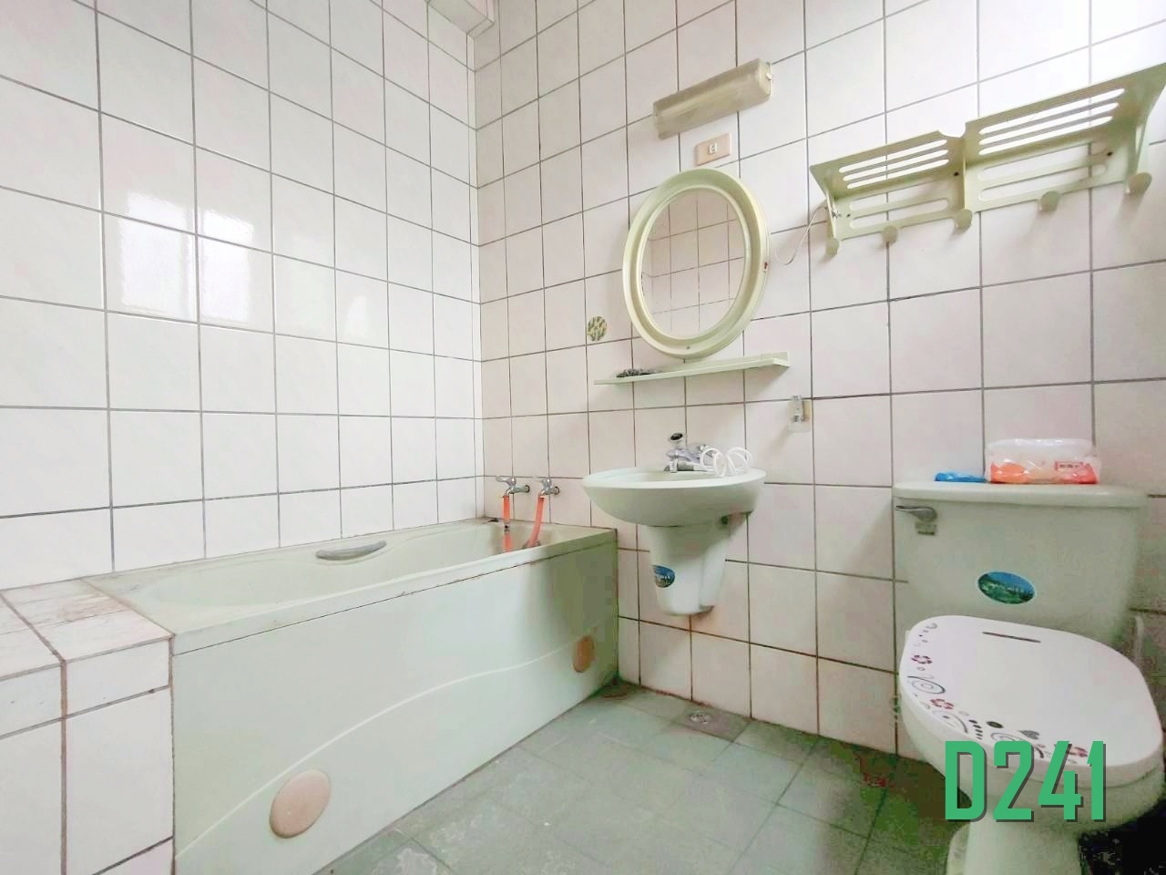 ❇️歸仁大面寬朝南6房傳統車墅❇️(免千萬/好入手/屋況佳)☎ 0958828701李苡菡💓