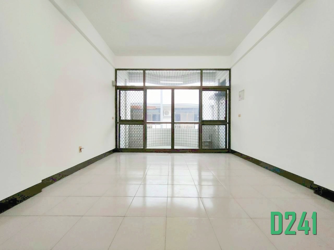 ❇️歸仁大面寬朝南6房傳統車墅❇️(免千萬/好入手/屋況佳)☎ 0958828701李苡菡💓