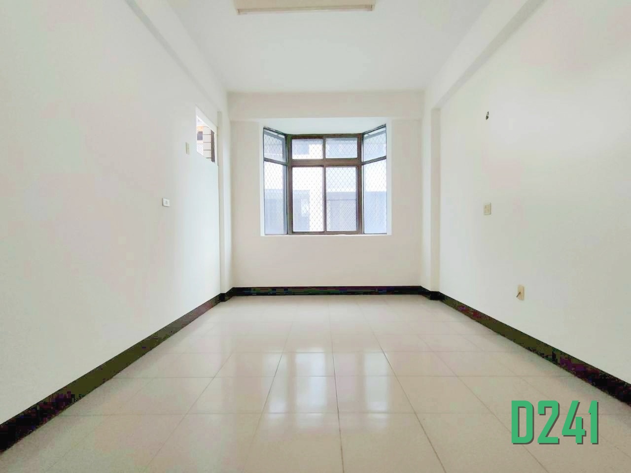 ❇️歸仁大面寬朝南6房傳統車墅❇️(免千萬/好入手/屋況佳)☎ 0958828701李苡菡💓