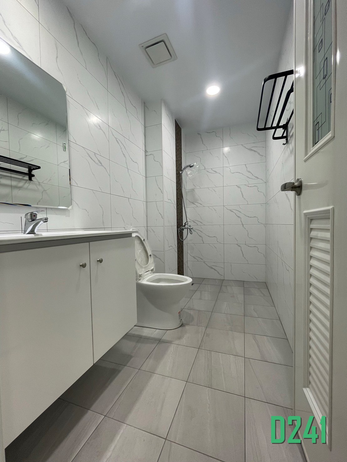 ❇️東區市中心滿租5套房透天❇️穩定被動收入☎ 0958828701李苡菡💓