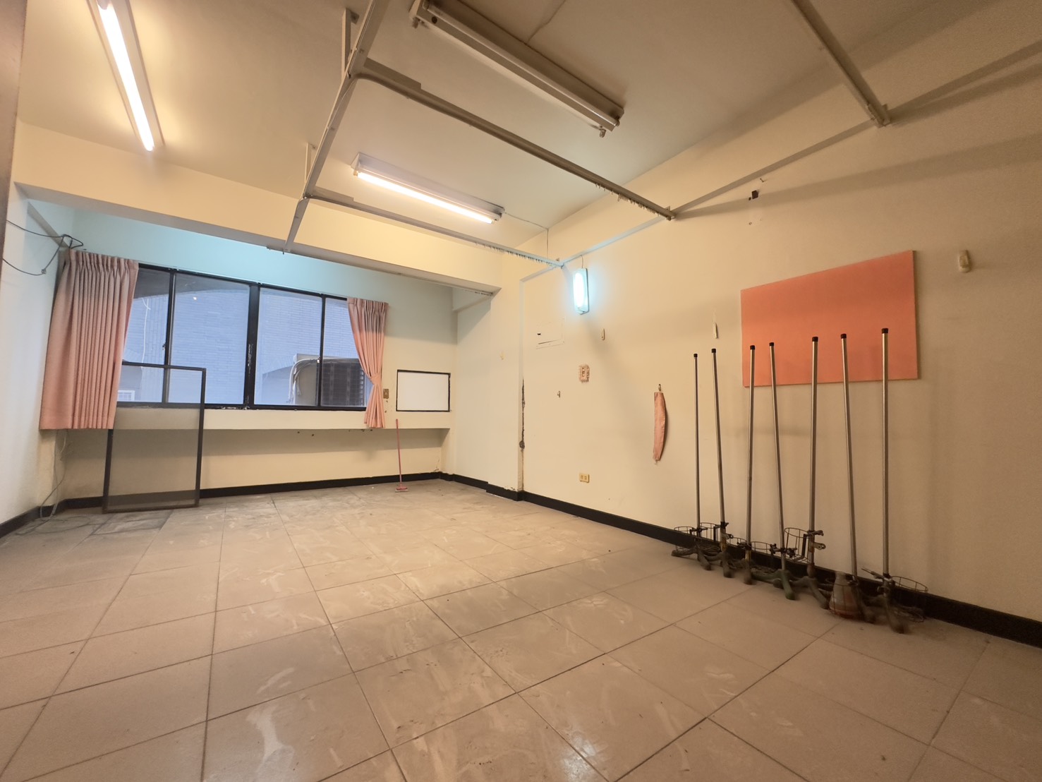 近新天地5房低總價優質店住透天