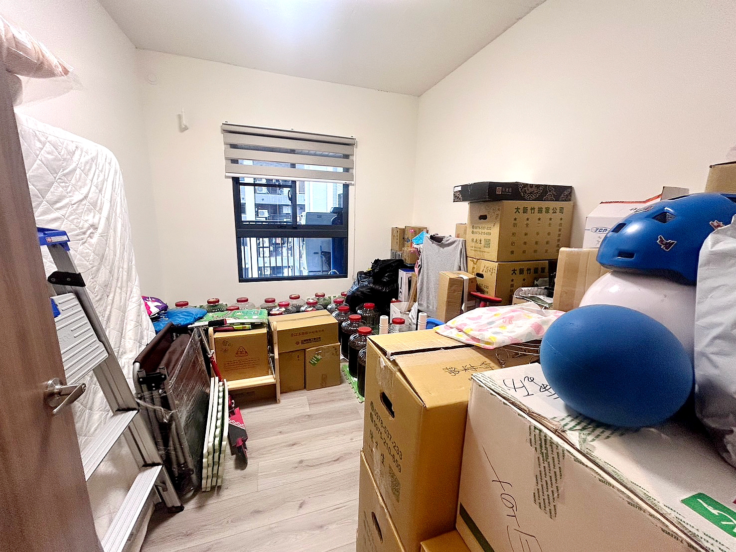 小檜溪1年輕屋齡~美屋況4房車~配備齊全安心成家