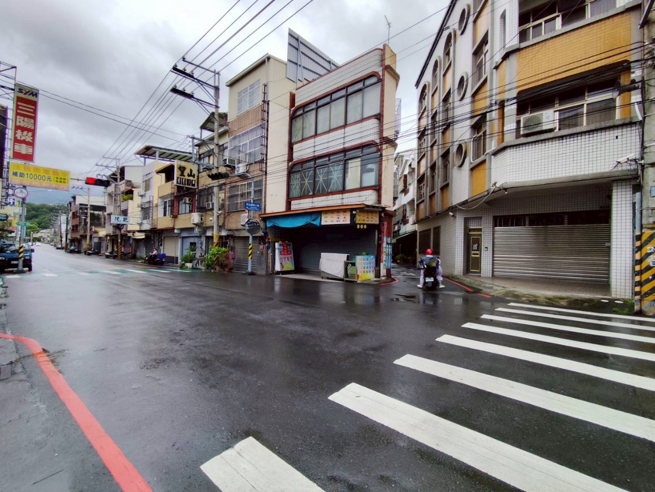 台中東勢東崎路最便宜6房透天投資自住兩相宜
