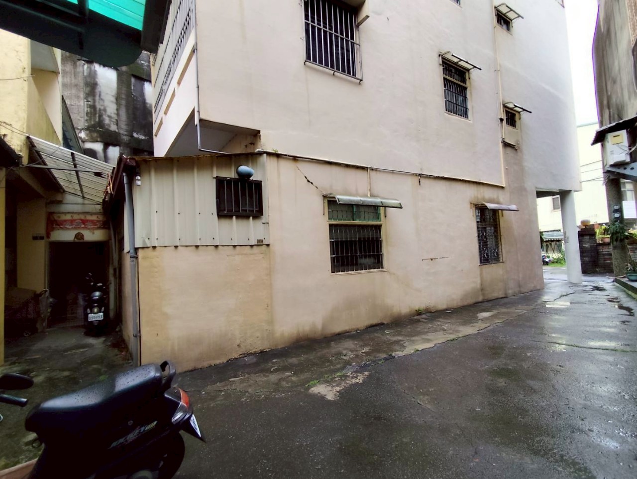 台中東勢東崎路最便宜6房透天投資自住兩相宜