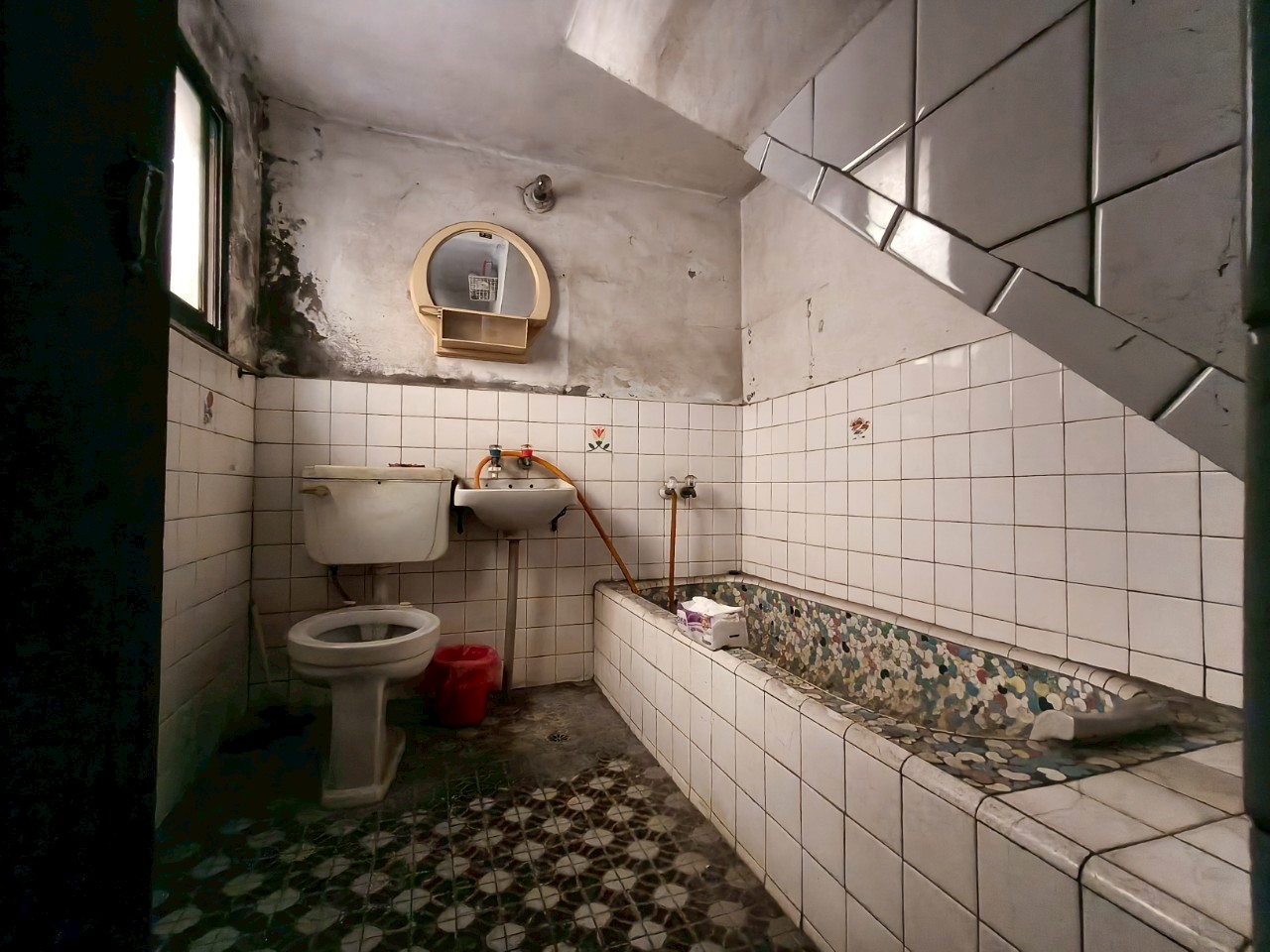 台中大肚文昌透天｜近熱鬧密集生活圈投資自住皆適宜