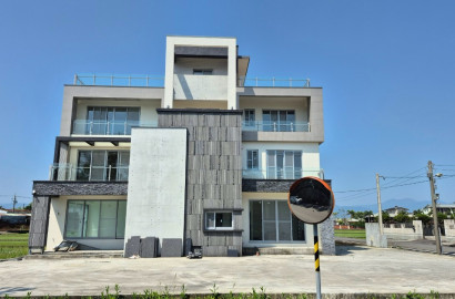 永慶許書豪★五結國五旁大面寬雙面路電梯農舍