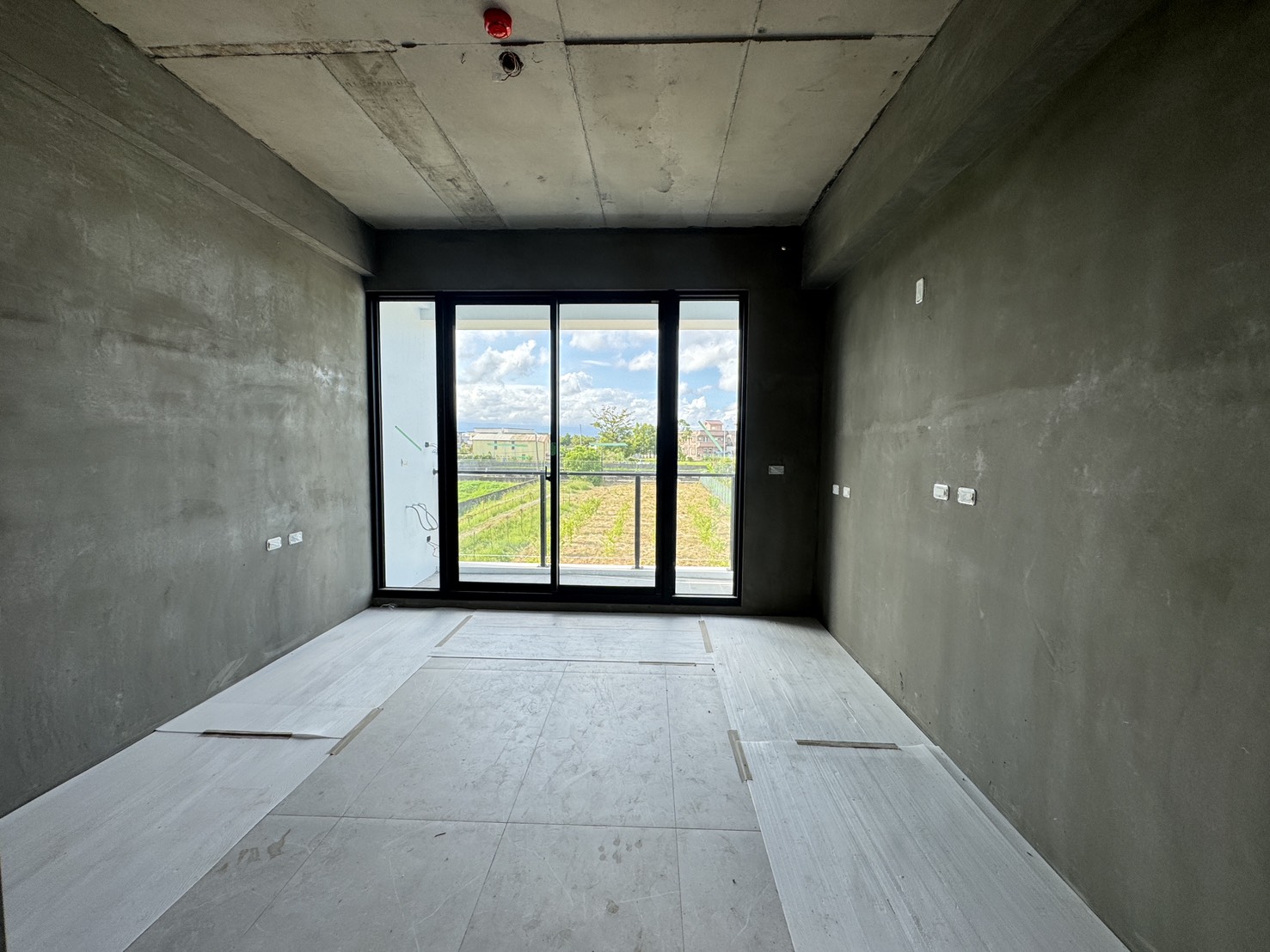 永慶許書豪★冬山近義成商圈雙面路電梯農舍