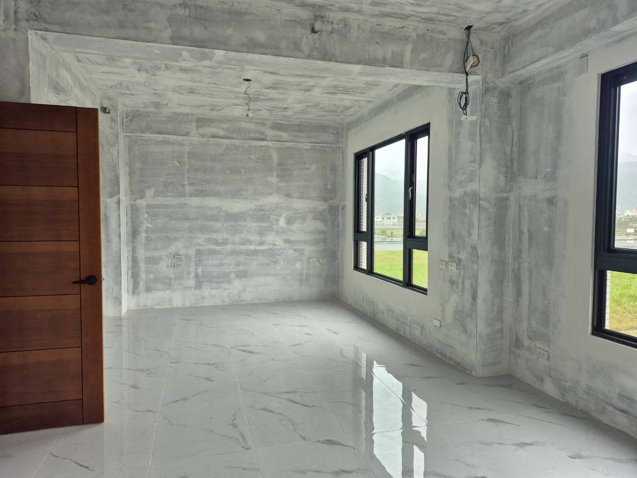 永慶許書豪★冬山國五旁全新五套房電梯農舍