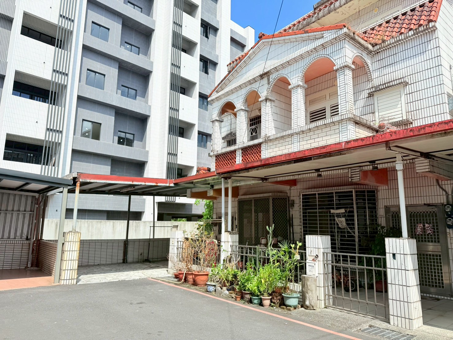 永慶許書豪★華德福旁大地坪面寬七米邊間透天