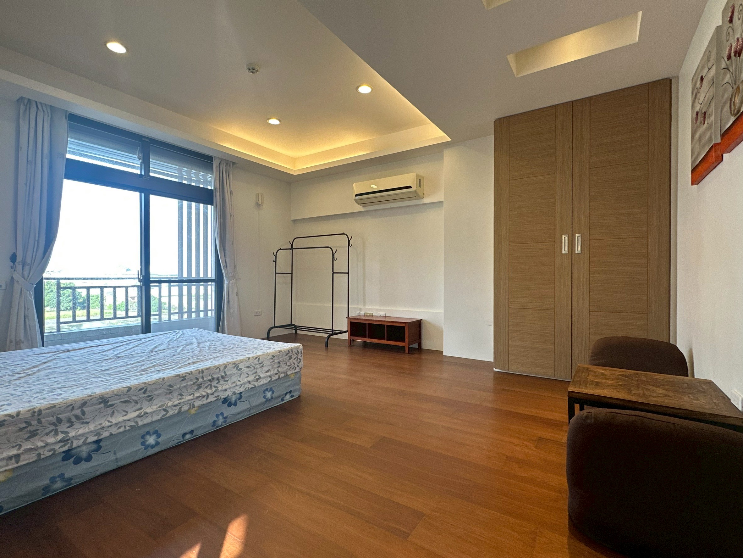 永慶許書豪★近廣興商圈高質感邊間雙車位別墅