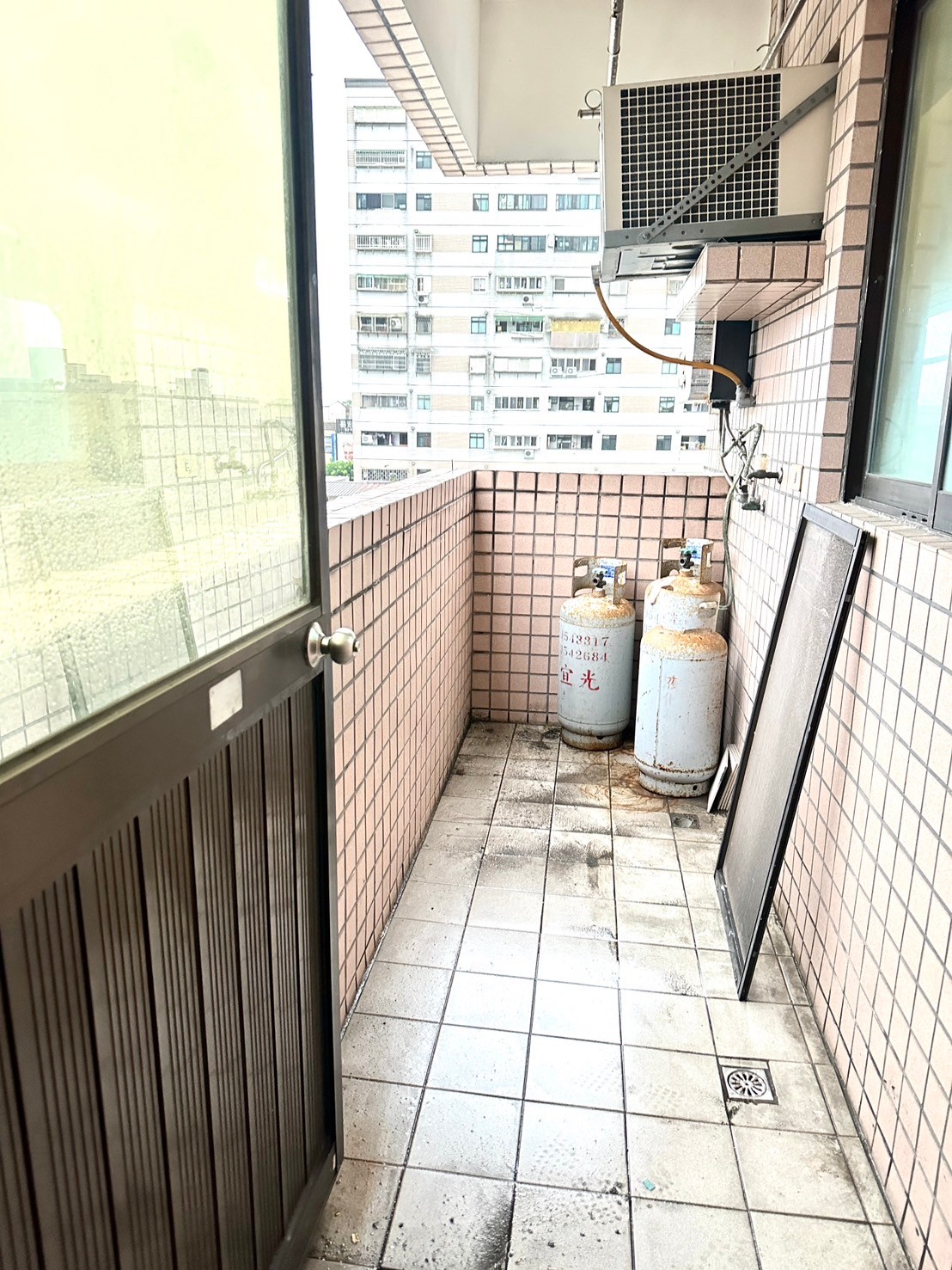 永慶許書豪★純精路金融漢宮正三房學區華廈