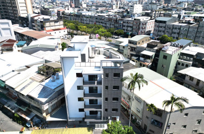 永慶許書豪★羅東北成全新3房充電車位華廈