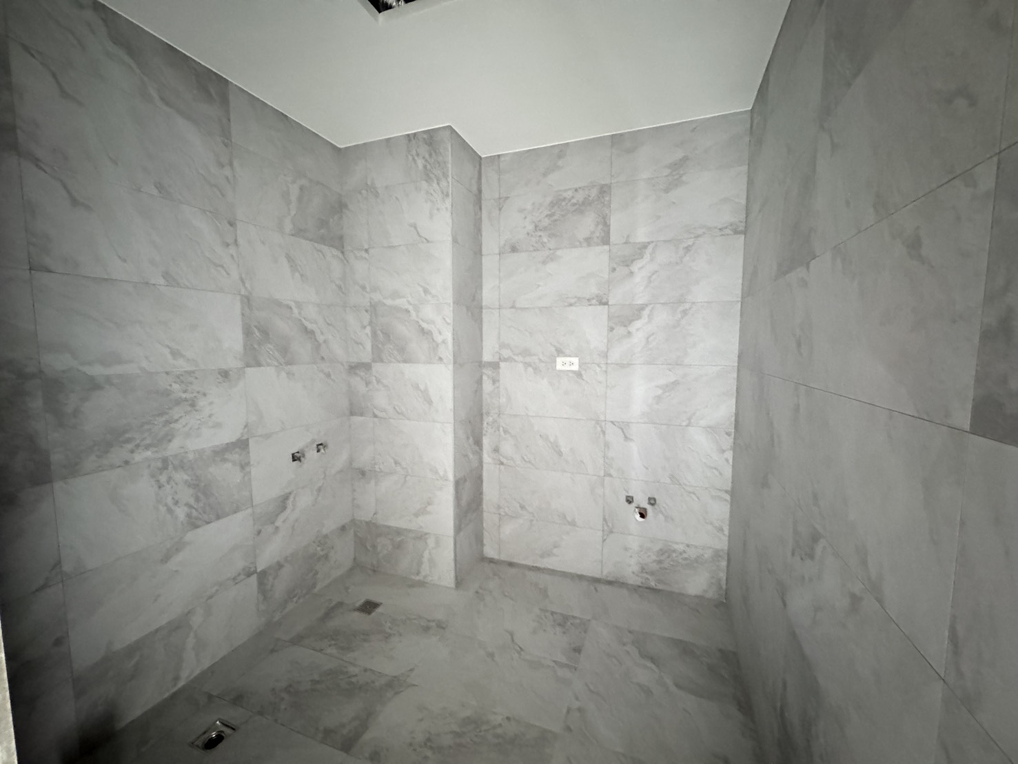 永慶許書豪★冬山近義成商圈雙面路電梯農舍