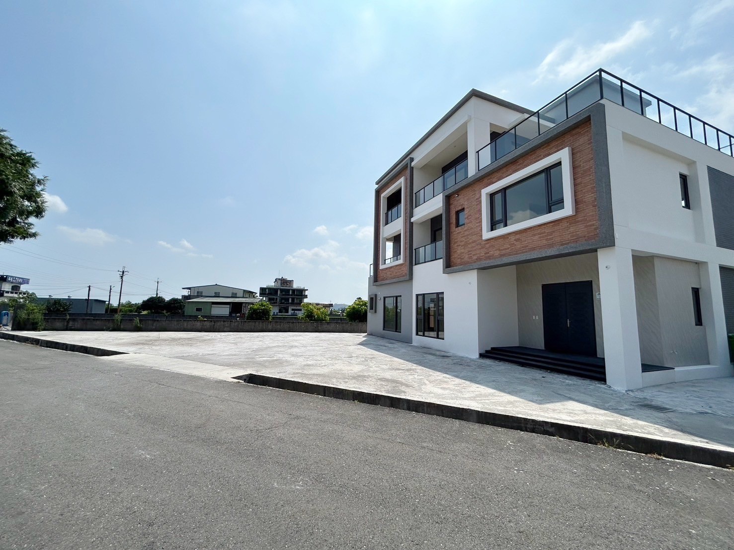 永慶許書豪★三星市區旁楓林全新電梯農舍