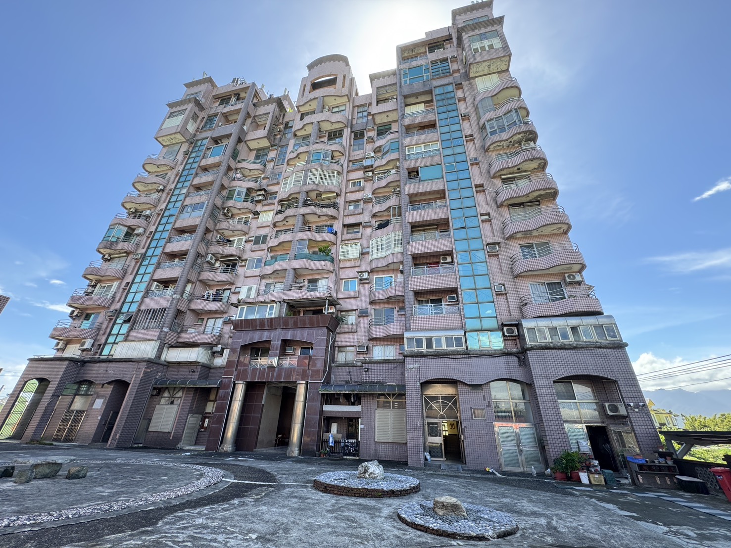 永慶許書豪★五結優勝美地高樓層景觀平車華廈