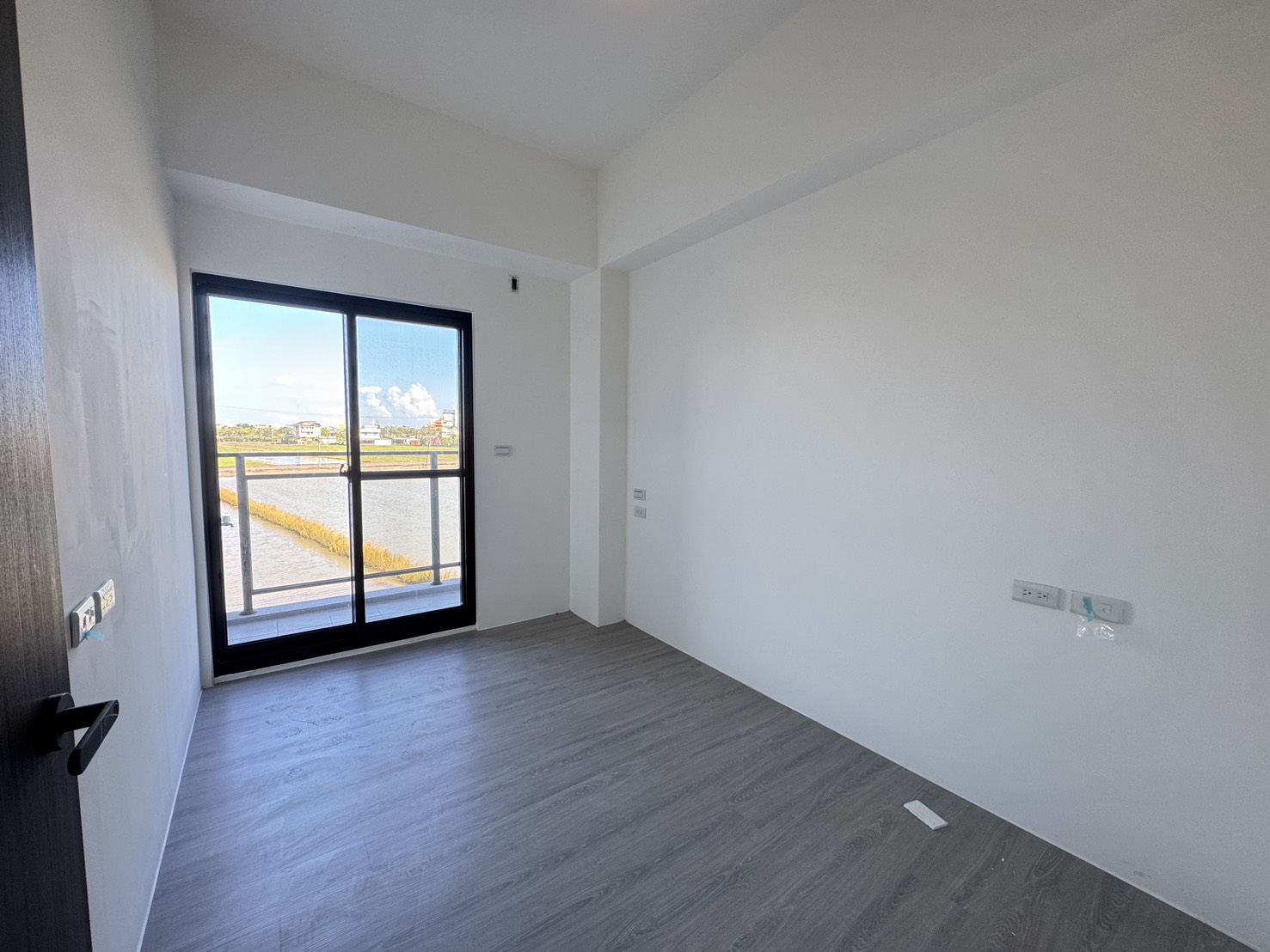 永慶許書豪★冬山市區旁全新兩房華廈A