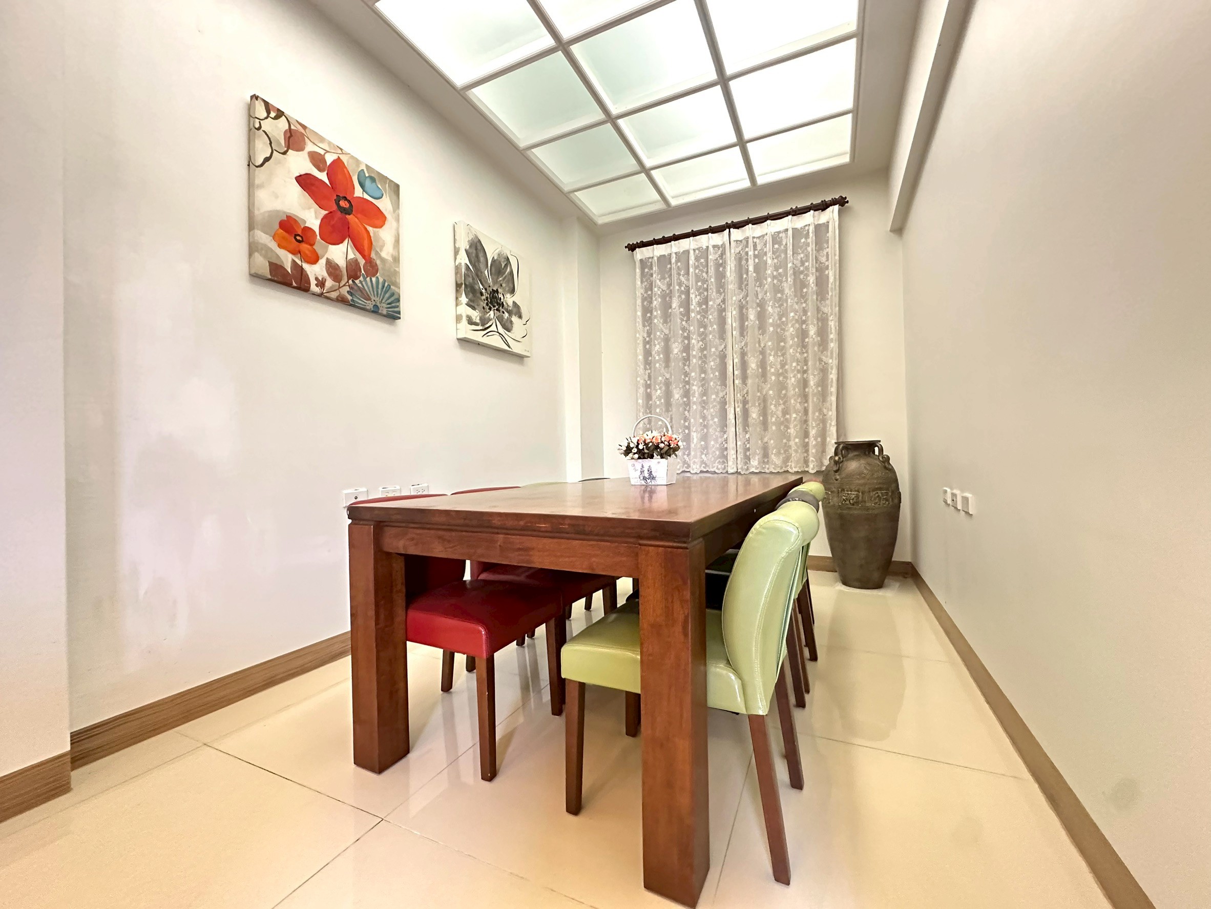 永慶許書豪★近廣興商圈高質感邊間雙車位別墅