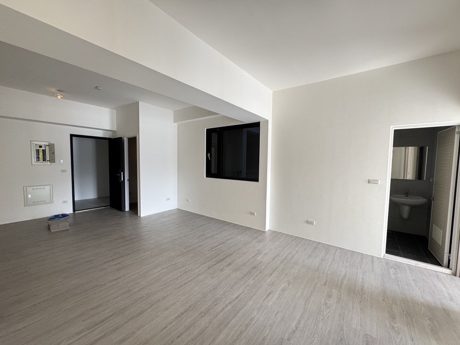 永慶許書豪★冬山市區旁全新兩房華廈B