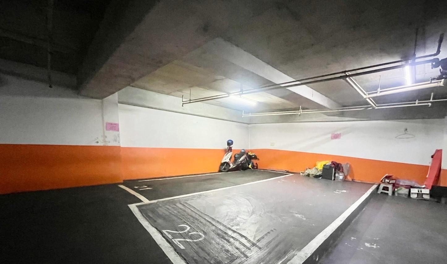 中路旁~縣府LV甜蜜2臥室+1平面車