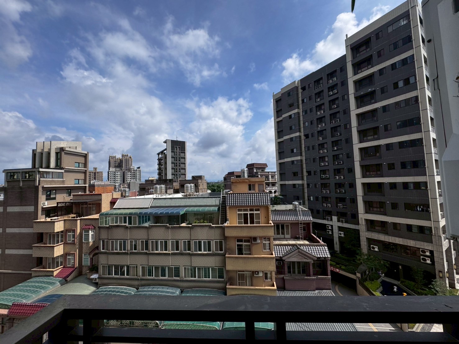 君邑韋瓦第2房車