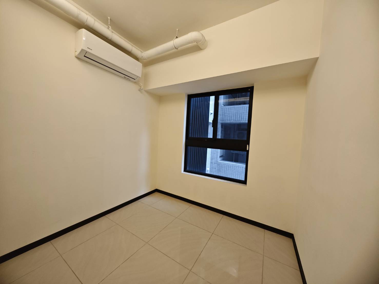 178 西門站 / 全坤威峰高樓邊間.採光3房