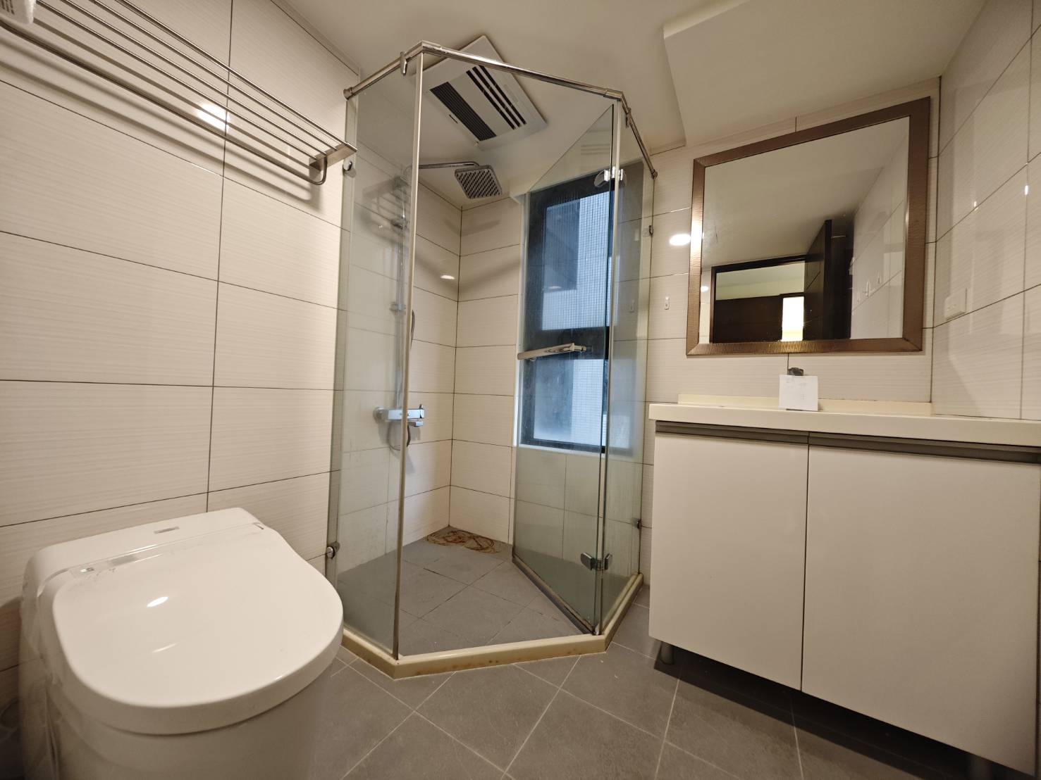 178 西門站 / 全坤威峰高樓邊間.採光3房