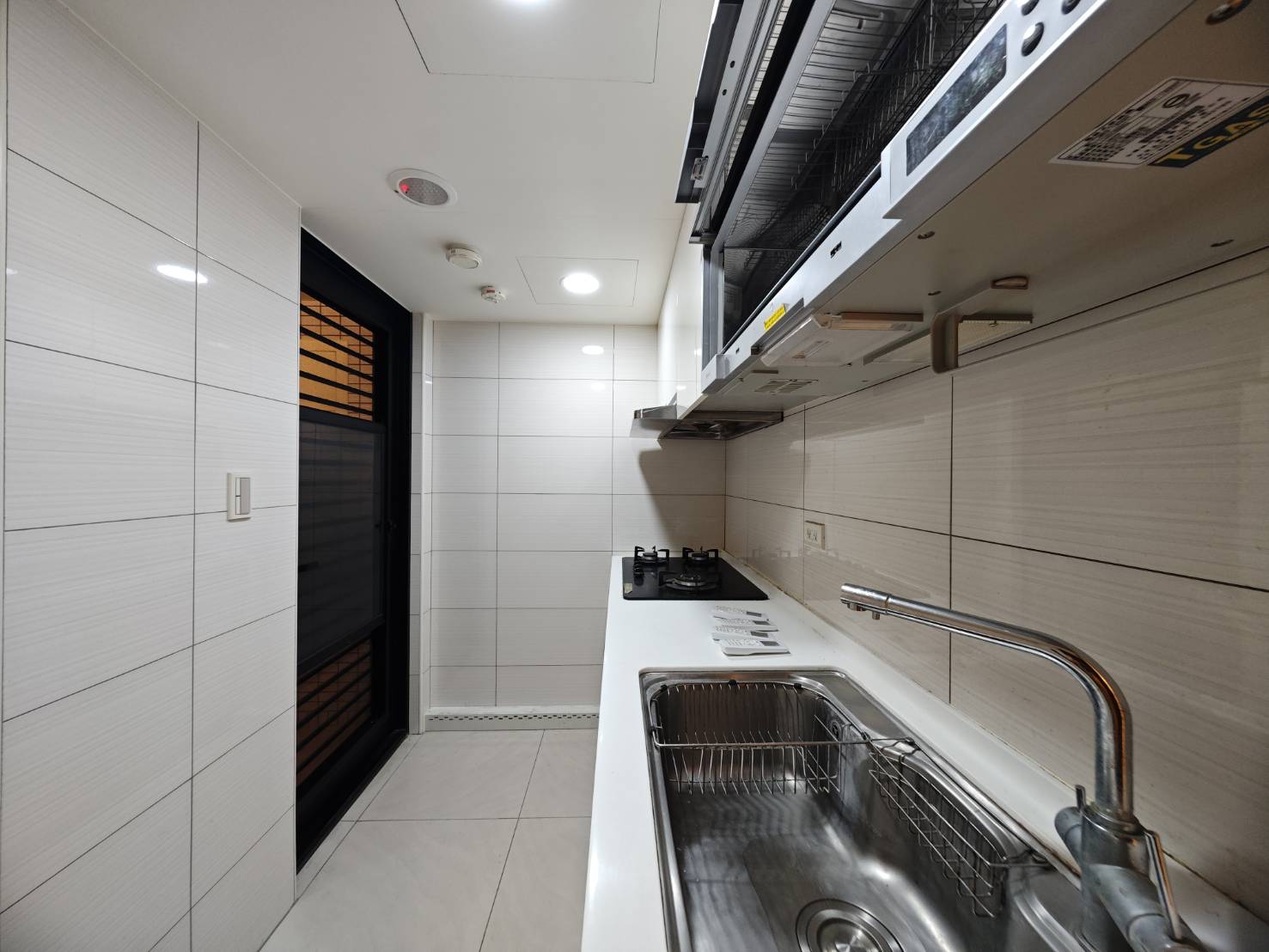 178 西門站 / 全坤威峰高樓邊間.採光3房