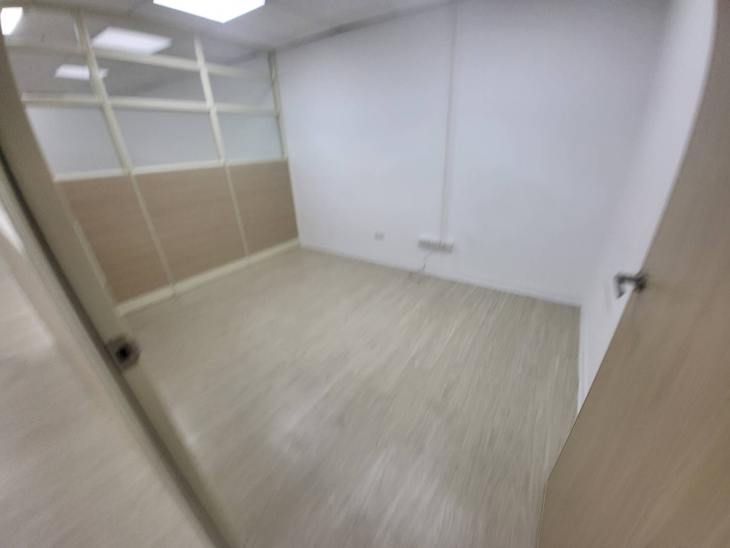 (017) 雙城公寓危老改建稀有釋出