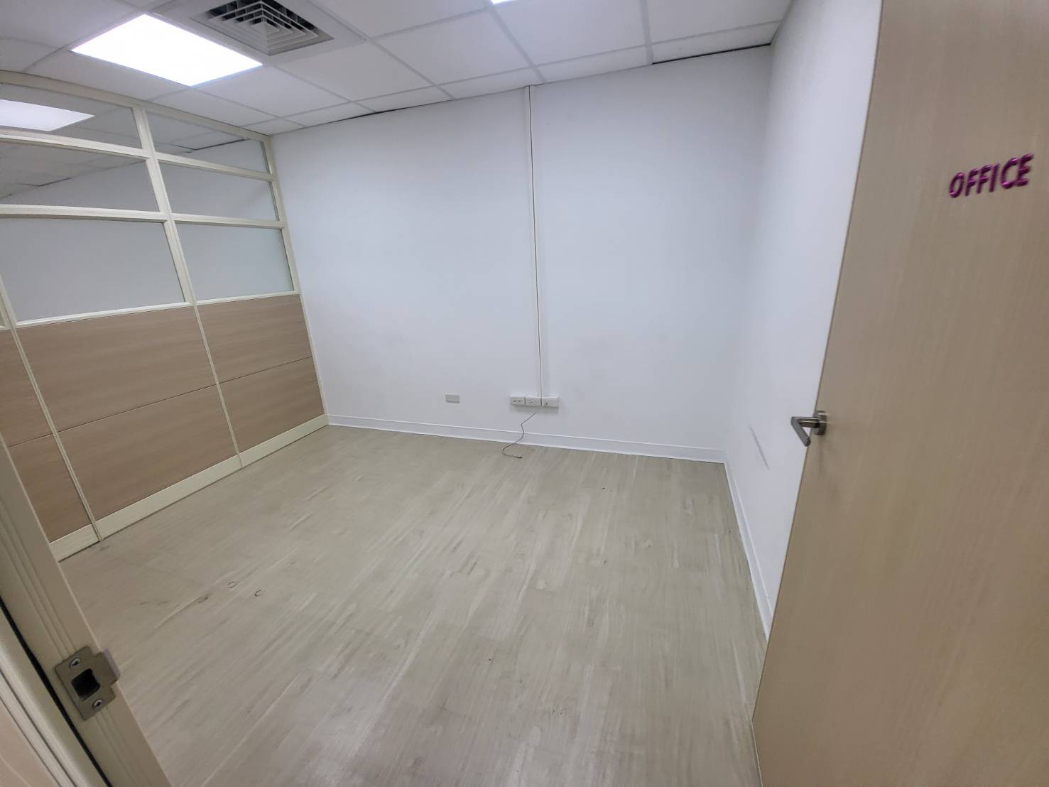 (017) 雙城公寓危老改建稀有釋出