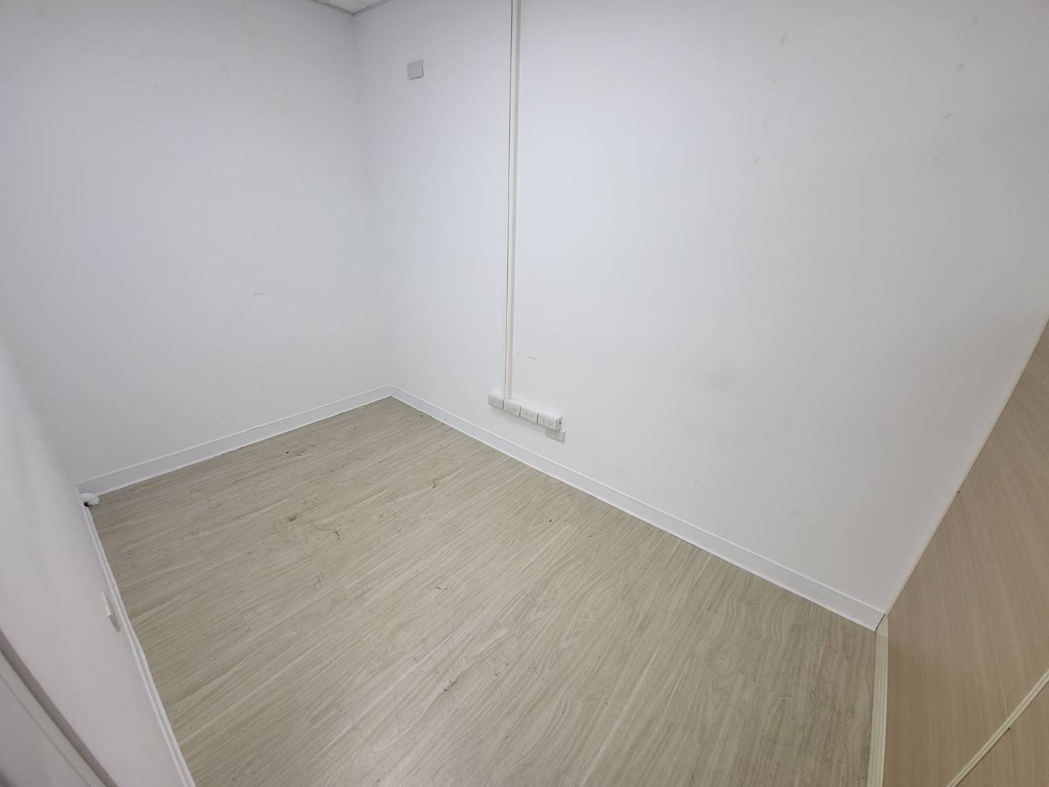 (017) 雙城公寓危老改建稀有釋出