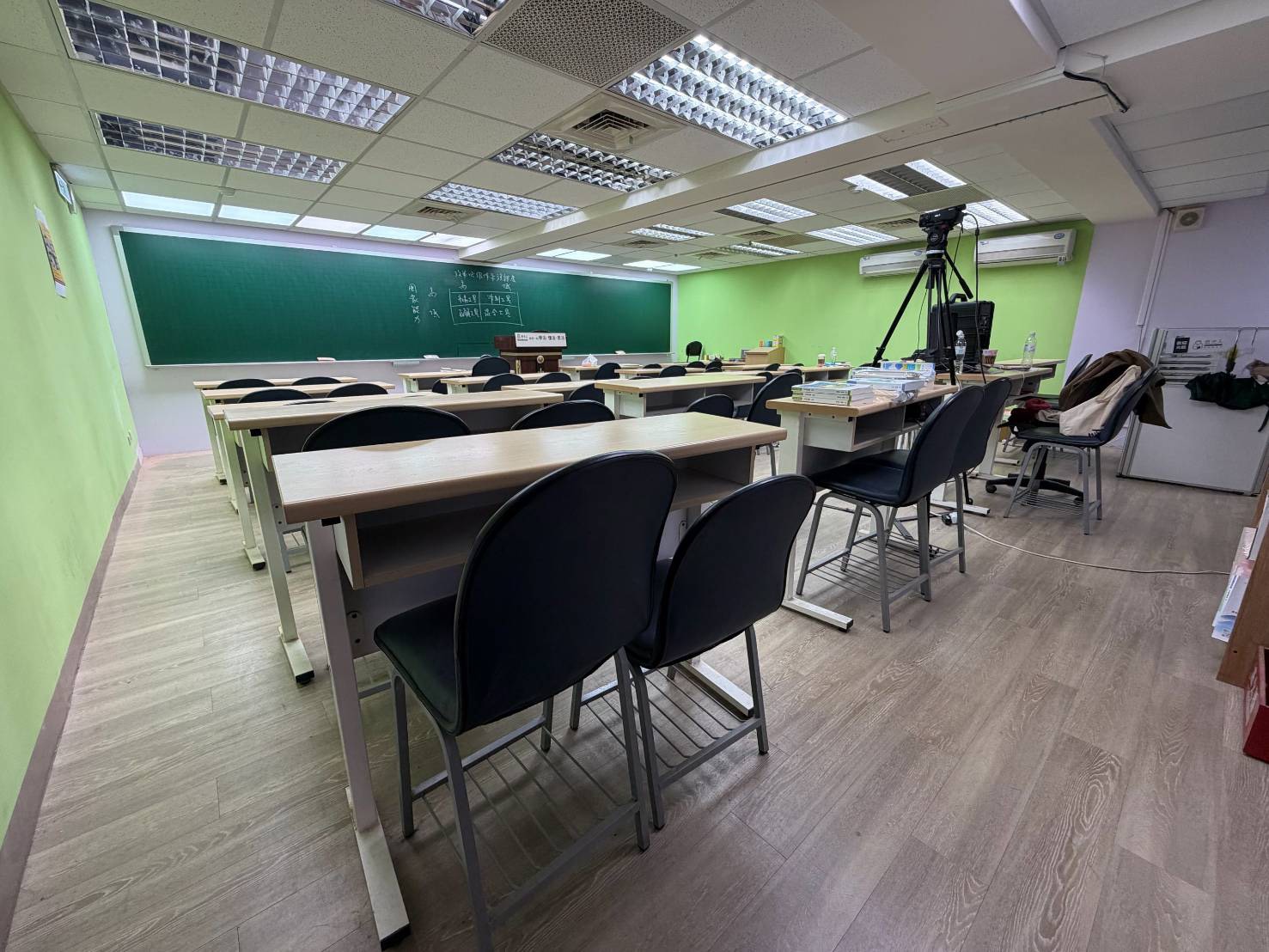 139專約 台北車站前商業大樓~補習街.新光三越商圈