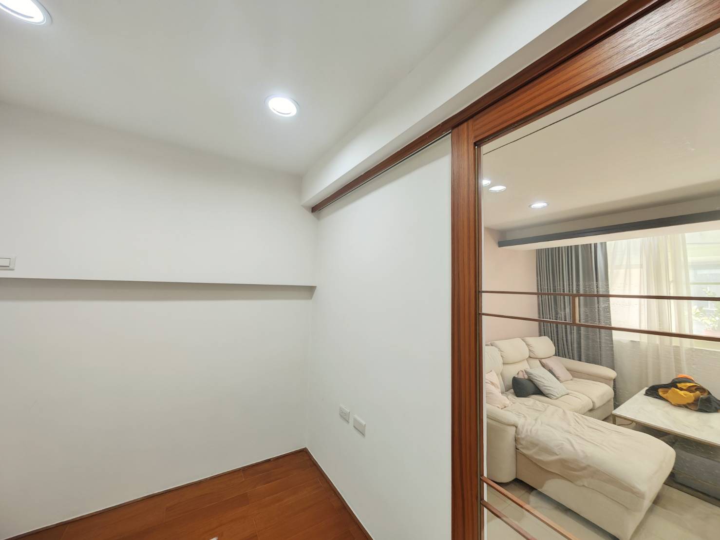 (207) 專任約 大橋捷運2樓 美2房