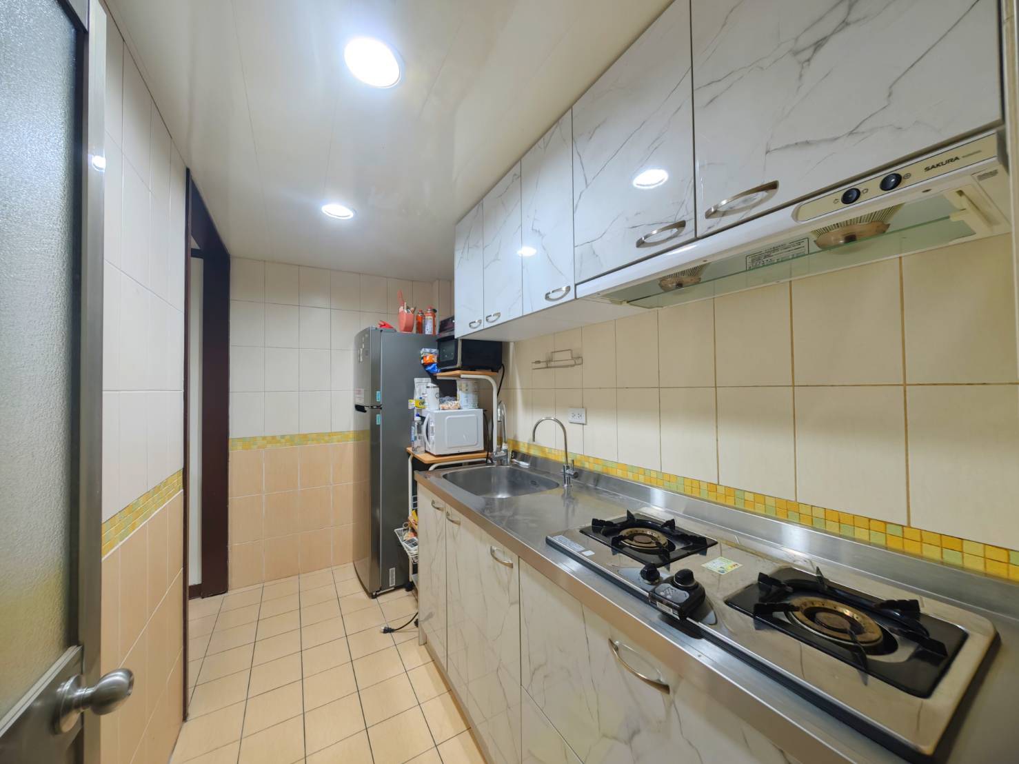 (207) 專任約 大橋捷運2樓 美2房