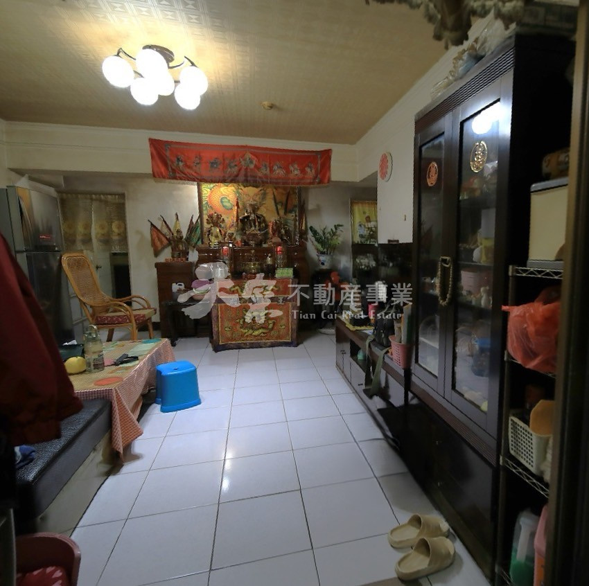 前鎮佛光國小華廈稀少釋出行情內賣