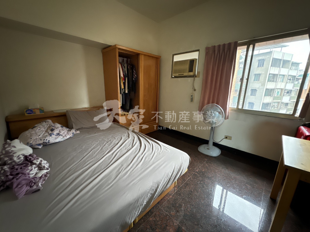 大順輕軌★鼎山＆建工商圈☆陽台進出三房美居