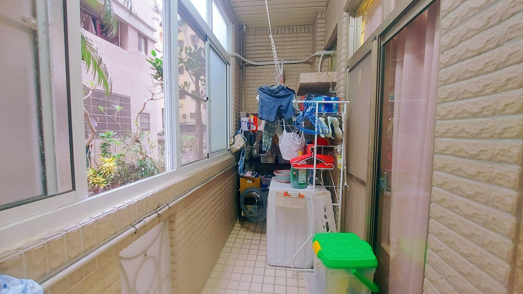 東山河稀有一樓庭院四改三大房平車