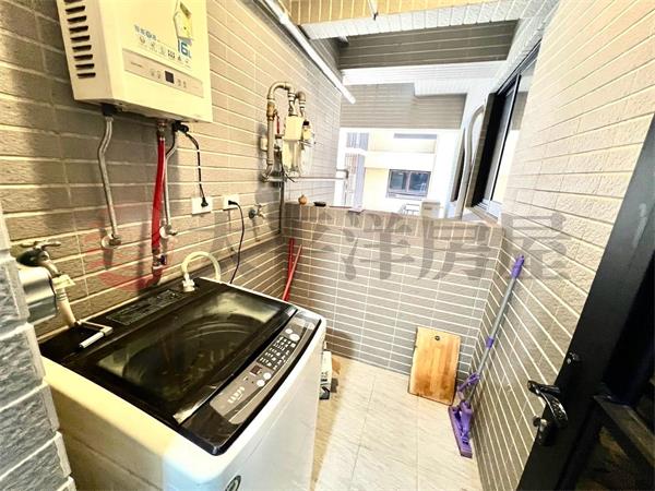 【北屯大樓】雙商圈滿足食衣住行育樂｜超美三房尬車位