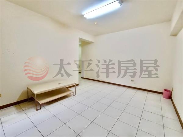 【沙鹿華廈】新光田特區｜稀有大四房尬車位