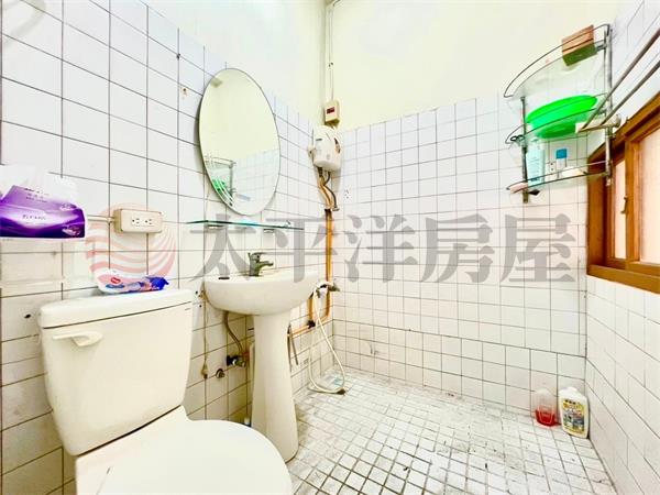 【沙鹿透天】成衣商圈臨路店透